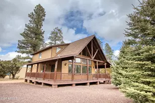 2010 Christmas Pine Rd, Overgaard, AZ 85933 - Photo 3