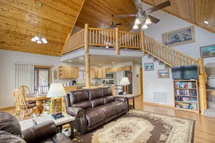 2010 Christmas Pine Rd, Overgaard, AZ 85933 - Photo 11