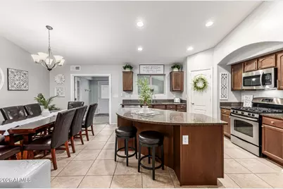 17647 W Georgia Drive, Surprise, AZ 85388 - Photo 9