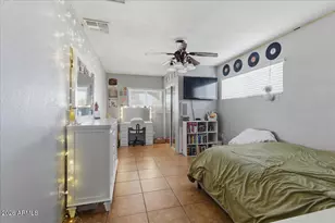 1923 N 44th Pl, Phoenix, AZ 85008 - Photo 21