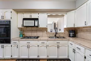 1923 N 44th Pl, Phoenix, AZ 85008 - Photo 11