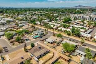 1923 N 44th Pl, Phoenix, AZ 85008 - Photo 33