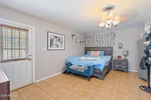 1923 N 44th Pl, Phoenix, AZ 85008 - Photo 17