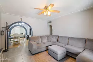 1923 N 44th Pl, Phoenix, AZ 85008 - Photo 5