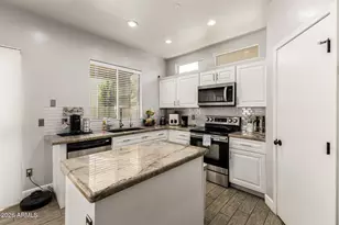 4237 E Orchid Ln, Gilbert, AZ 85296 - Photo 15