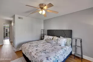 3825 E Camelback Rd, Phoenix, AZ 85018 - Photo 9