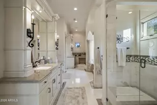 8111 N 62nd Pl, Paradise Valley, AZ 85253 - Photo 33