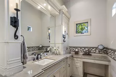 8111 N 62nd Place, Paradise Valley, AZ 85253 - Photo 31