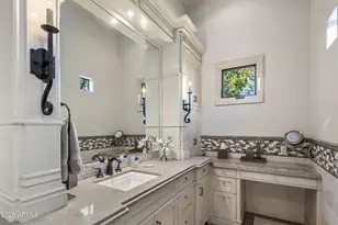 8111 N 62nd Pl, Paradise Valley, AZ 85253 - Photo 31