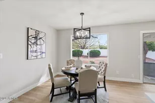 527 E Tam Oshanter Dr, Phoenix, AZ 85022 - Photo 9