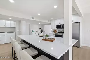 527 E Tam Oshanter Dr, Phoenix, AZ 85022 - Photo 3