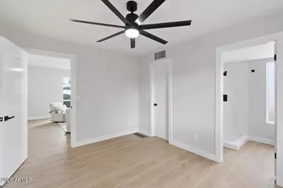 527 E Tam Oshanter Drive, Phoenix, AZ 85022 - Photo 15