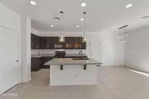 9827 E Kinetic Dr, Mesa, AZ 85212 - Photo 7