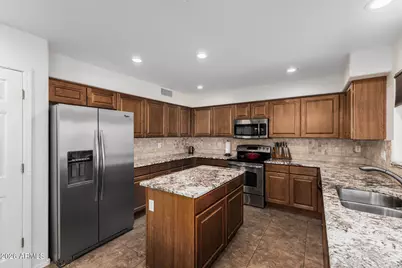 16180 N 158th Avenue, Surprise, AZ 85374 - Photo 11