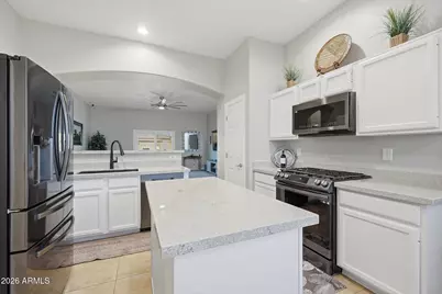 214 E Spur Avenue, Gilbert, AZ 85296 - Photo 3