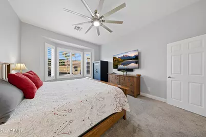 214 E Spur Avenue, Gilbert, AZ 85296 - Photo 5