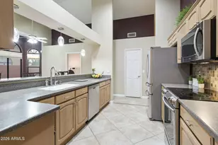 13401 S 37th Pl, Phoenix, AZ 85044 - Photo 9