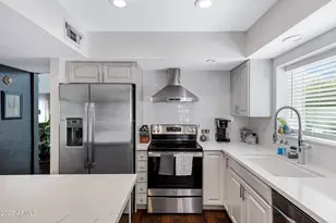 6739 W Topeka Dr, Glendale, AZ 85308 - Photo 5