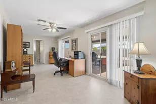 10520 W White Mountain Rd, Sun City, AZ 85351 - Photo 17