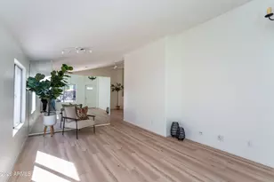 3053 W Cat Balue Dr, Phoenix, AZ 85027 - Photo 3