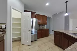 43633 W Cydnee Dr, Maricopa, AZ 85138 - Photo 5