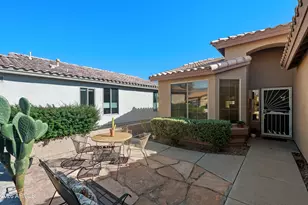 8075 E Chip Shot Ct, Gold Canyon, AZ 85118 - Photo 7