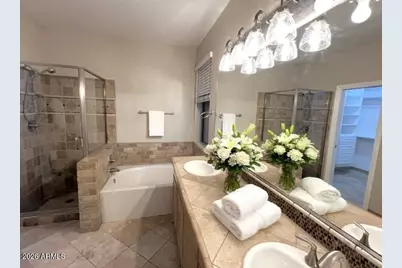 473 W Desert Avenue, Gilbert, AZ 85233 - Photo 23