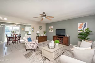 10007 W Pleasant Valley Rd, Sun City, AZ 85351 - Photo 3