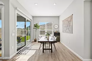 24208 N 20th Pl, Phoenix, AZ 85024 - Photo 13