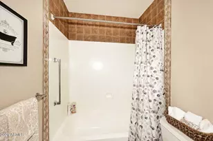 9707 E Mountain View Rd, Scottsdale, AZ 85258 - Photo 15