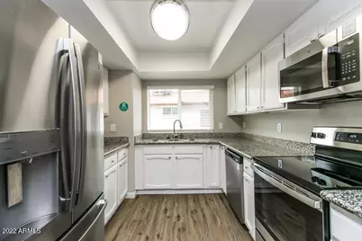 2718 W Brooks Street, Chandler, AZ 85224 - Photo 9