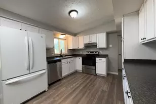 1397 Andrea Dr, Sierra Vista, AZ 85635 - Photo 7