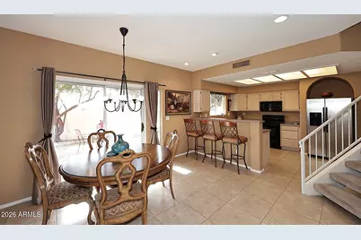 10218 N 12th Place #2, Phoenix, AZ 85020 - Photo 3