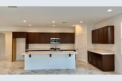 10214 W Indianola Avenue, Avondale, AZ 85392 - Photo 5