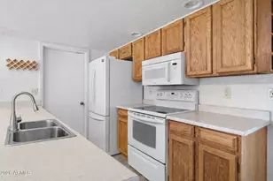 4131 E Ahwatukee Dr, Phoenix, AZ 85044 - Photo 7