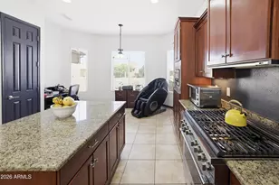 26657 W Mohawk Ln, Buckeye, AZ 85396 - Photo 9