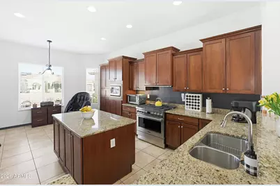 26657 W Mohawk Lane, Buckeye, AZ 85396 - Photo 15