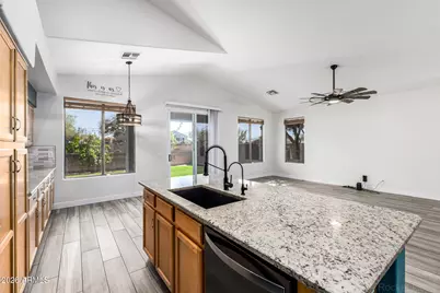 6527 W Tether Trail, Phoenix, AZ 85083 - Photo 21