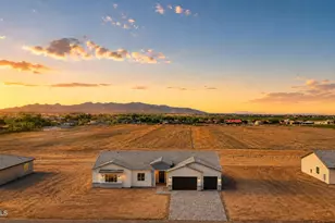 21776 W Milada Dr, Buckeye, AZ 85326 - Photo 11