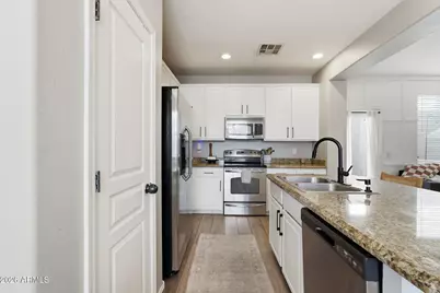 1646 E Joseph Way, Gilbert, AZ 85295 - Photo 9