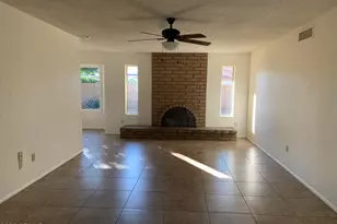 17634 N 2nd St, Phoenix, AZ 85022 - Photo 3