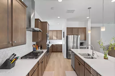 12393 W Trumbull Road, Avondale, AZ 85323 - Photo 9