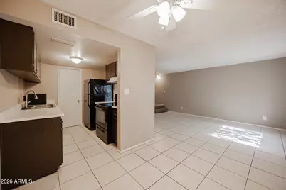 4260 N 67th Drive, Phoenix, AZ 85033 - Photo 9