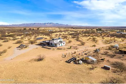 11441 S Samuel Road, Hereford, AZ 85615 - Photo 13