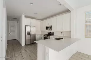 9208 W Sells Dr, Phoenix, AZ 85037 - Photo 11