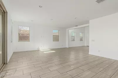 9208 W Sells Drive, Phoenix, AZ 85037 - Photo 5