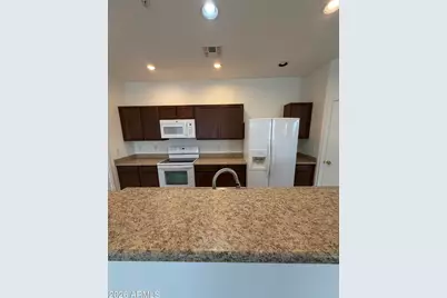 7464 S 31st Place, Phoenix, AZ 85042 - Photo 7