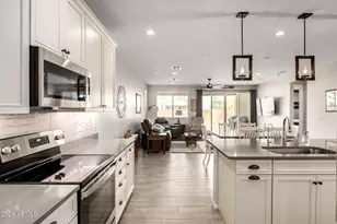 2054 E Entoro Dr, Casa Grande, AZ 85122 - Photo 13