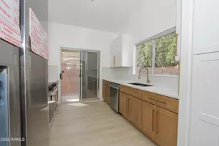 2022 E Villa Maria Dr, Phoenix, AZ 85022 - Photo 9