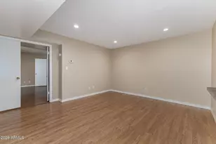 5174 N 83rd St, Scottsdale, AZ 85250 - Photo 9